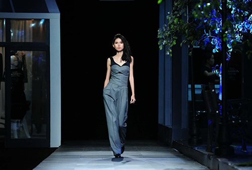 Thưởng thức quot;5 trái ngọtquot; của The Fashion Show - 8