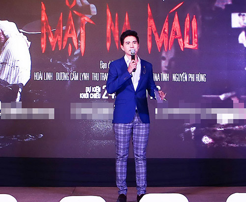 Nguyễn Phi Hùng quot;đọquot; vẻ bảnh bao bên Vũ Mạnh Cường - 6