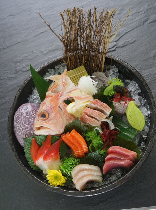 Trải nghiệm vẻ đẹp tinh tế của ẩm thực Nhật Bản - 2