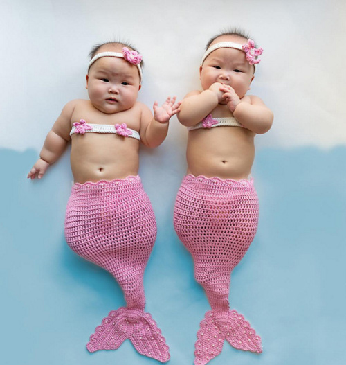 Ảnh mới của cặp sinh đôi ú na ú nần: Càng ngắm càng yêu! - 9