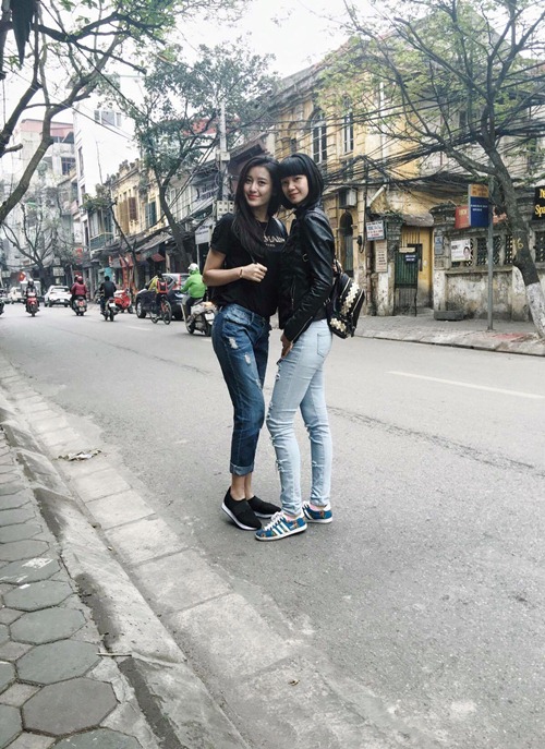 Á hậu Huyền My làm mẹ đỡ đầu cho con của cặp đôi kín tiếng showbiz - 4