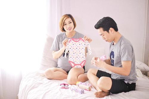 Á hậu Huyền My làm mẹ đỡ đầu cho con của cặp đôi kín tiếng showbiz - 7