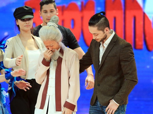 Hồng Quế, Jennifer Phạm khóc như mưa trên sân khấu - 16