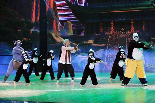 Hồng Quế, Jennifer Phạm khóc như mưa trên sân khấu - 4