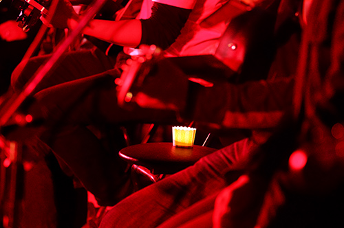 Nến rực sáng đêm sinh nhật Bức Tường quot;nhớquot; Trần Lập - 3
