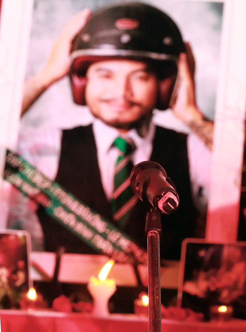 Nến rực sáng đêm sinh nhật Bức Tường quot;nhớquot; Trần Lập - 4