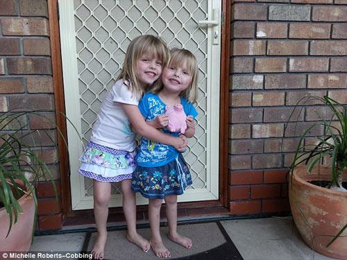 Sinh ra chỉ bằng cây bút bi, bé gái vẫn sống khỏe mạnh - 5