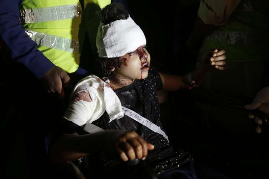 Đánh bom tự sát kinh hoàng, hơn 360 người thương vong - 5