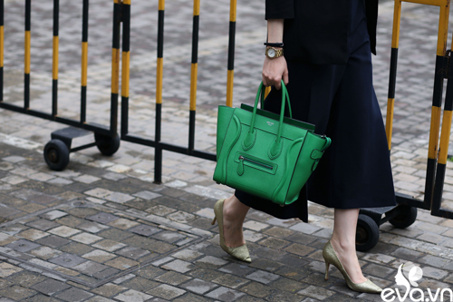 Phái đẹp Hà Nội vẫn xinh tươi mặc kệ trời nồm ẩm - 14