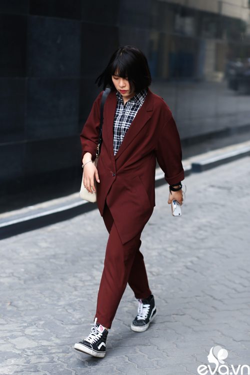 Phái đẹp Hà Nội vẫn xinh tươi mặc kệ trời nồm ẩm - 3