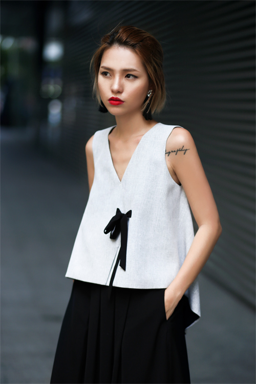 Vẻ cuốn hút lạ kỳ của nữ nhiếp ảnh xinh như hoa hậu - 1