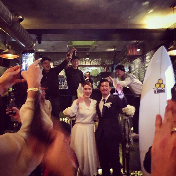 Showbiz 24/7: Bạn trai Trịnh Sảng quot;qua đêmquot; với gái lạ - 10