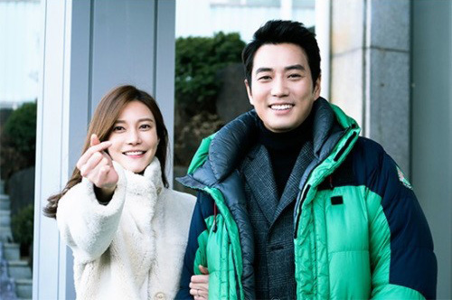 Showbiz 24/7: Bạn trai Trịnh Sảng quot;qua đêmquot; với gái lạ - 4