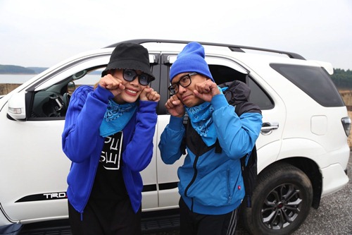 Hài hước với hình ảnh Tiến Đạt - Lincoln cưỡi xế cổ bé tí teo - 6