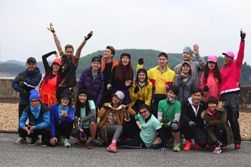 Hài hước với hình ảnh Tiến Đạt - Lincoln cưỡi xế cổ bé tí teo - 18