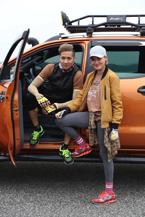 Hài hước với hình ảnh Tiến Đạt - Lincoln cưỡi xế cổ bé tí teo - 2