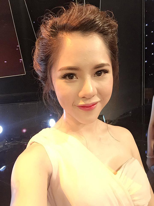 MC 30 tuổi mang gương mặt 9x và cô con gái xinh như búp bê - 7