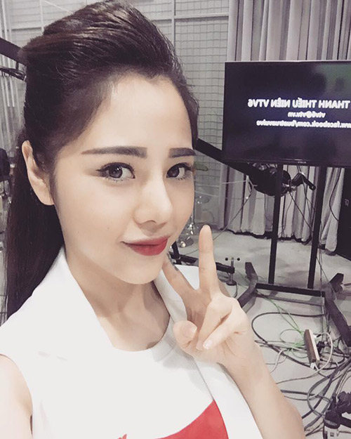 MC 30 tuổi mang gương mặt 9x và cô con gái xinh như búp bê - 9