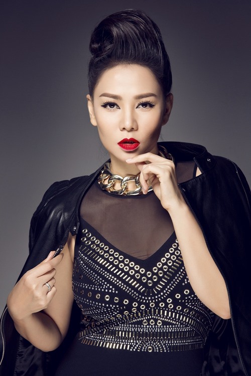 Thu Minh trở lại với quot;ghế nóngquot; Vietnam Idol 2016 - 2