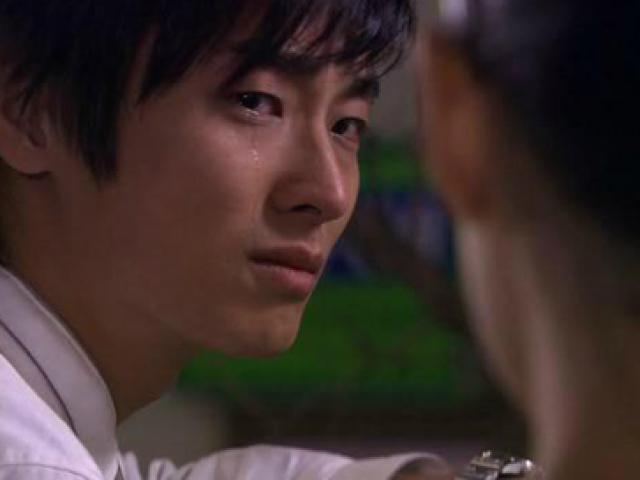 Đẻ con xấu mới bàng hoàng phát hiện sự thật từ vợ...