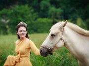 Giải trí - Phạm Phương Thảo từng... suýt chết khi học cưỡi ngựa quay MV