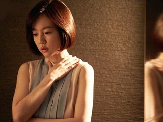 Rơi vào khủng hoảng trầm trọng khi đọc được tin nhắn của chồng với bạn trai