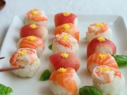 Bếp Eva - Sushi hình hoa tươi ngon đã miệng đãi khách tới chơi nhà