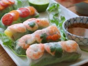 Bếp Eva - Bánh tráng cuộn tôm tươi ngon, thanh mát ăn mãi chẳng ngán