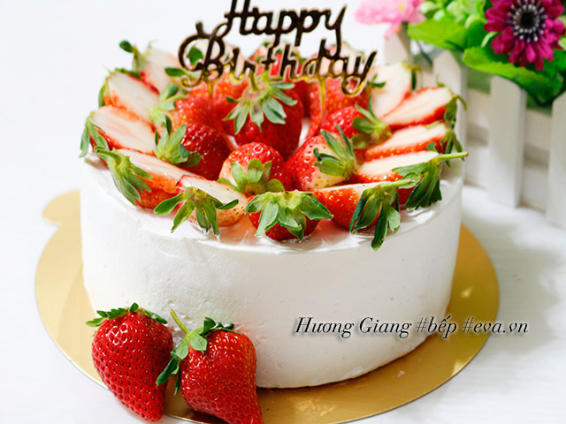 Bánh gato dâu tây tươi ngon, thơm mát