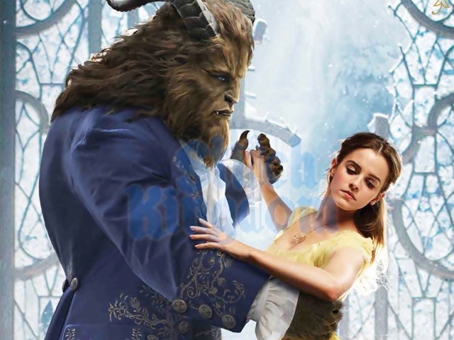 “Người đẹp và quái vật 2017”: Hễ là chị em đi xem, kiểu gì cũng thích!