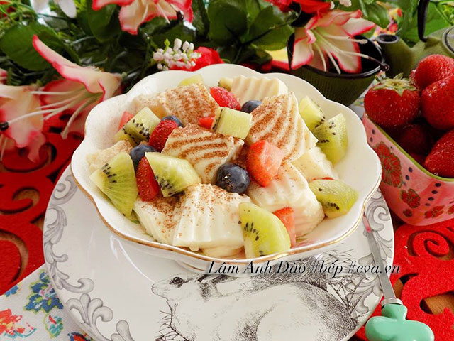 Sữa chua dẻo béo mịn, tươi mát cho chiều nắng