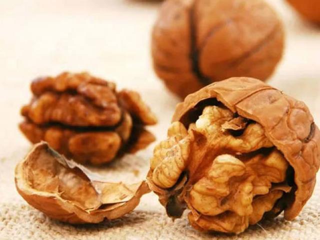 Tác dụng bất ngờ khi ăn quả óc chó bạn có thể chưa biết