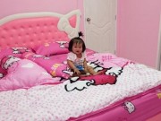 Nhà đẹp - Ngôi nhà Kitty hàng trăm triệu đẹp như mơ bố mẹ xây tặng của bé gái... 3 tuổi