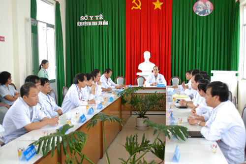 Thai nhi tử vong, bệnh viện khẳng định #039;vẫn còn may#039; - 2