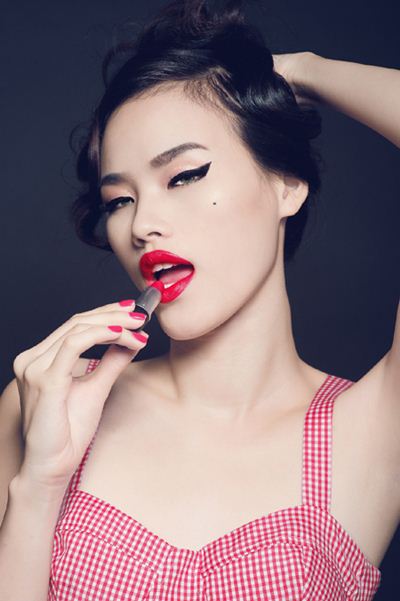Trang điểm quyến rũ như Tuyết Lan - 2