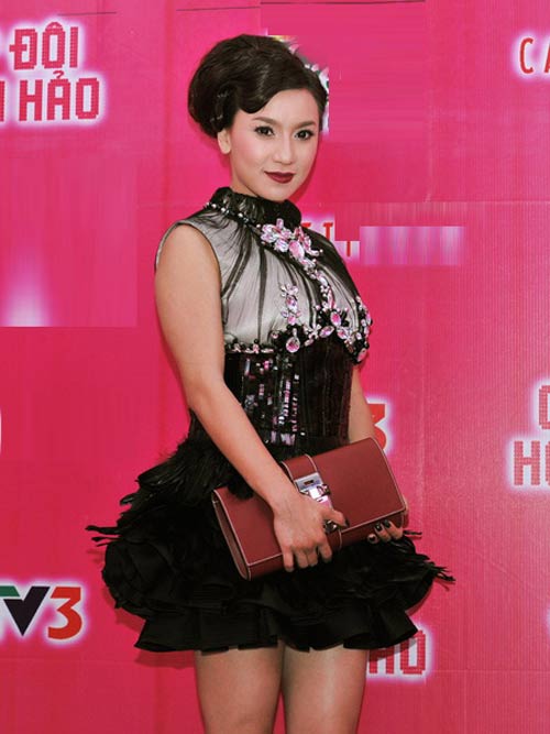 Y Phụng - Người tình lý tưởng của Lý Hùng - 2