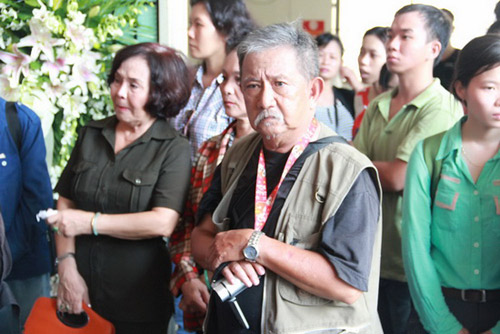 Bạn già tiễn Hồ Kiểng về cõi thiên thu - 9