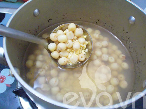 Chè hạt sen sương sáo - 4