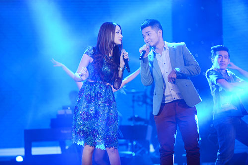 Bị đình chỉ, Bùi Anh Tuấn vẫn dự BHYT - 14