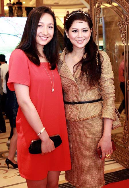 Gu thời trang xa xỉ của mẹ chồng Hà Tăng - 3