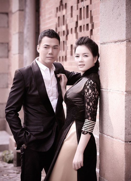 Lý Nhã Kỳ và quot;người tìnhquot; khoe dáng tại Sài Gòn - 5