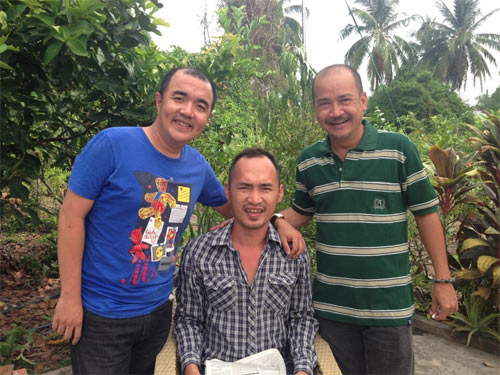 Hồ Ngọc Hà khác lạ với áo bà ba - 8