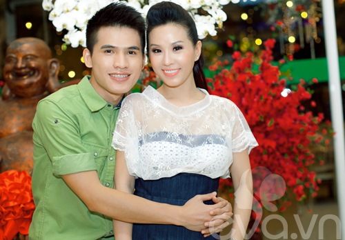 HH Thu Hoài gợi cảm mừng Quốc Thiên - 10