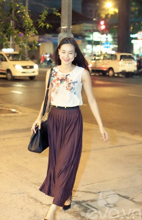 HH Thu Hoài gợi cảm mừng Quốc Thiên - 4