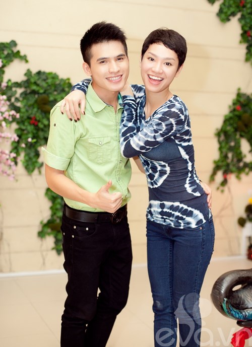 HH Thu Hoài gợi cảm mừng Quốc Thiên - 6