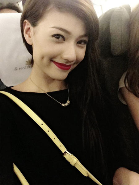 Ngân Khánh, Tuấn Hưng tay trong tay đi ăn - 8