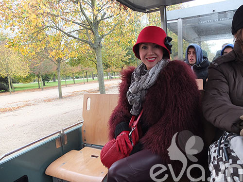 Nguyệt Anh nhóm Con gái ngày càng mặn mà - 12