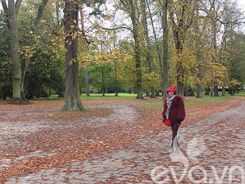 Nguyệt Anh nhóm Con gái ngày càng mặn mà - 13