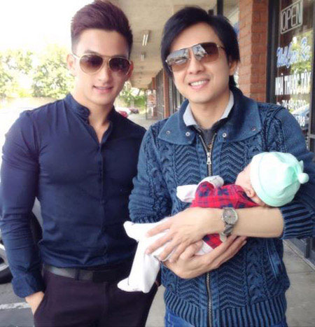 Đan Trường cho con bú sữa? - 2