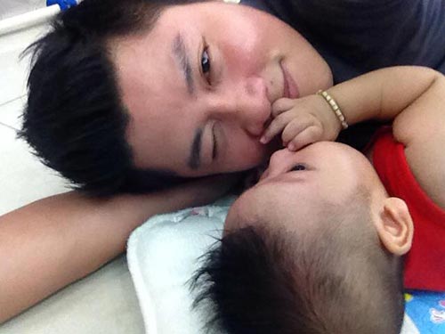 NS Nguyễn Văn Chung vui đùa với con yêu - 2